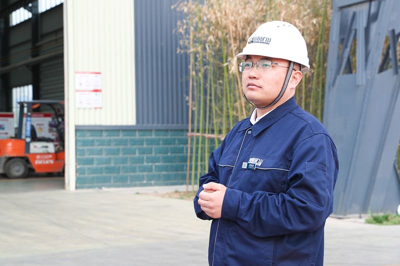 以一当十！河南尊龙抖圈官网质量月“车工技术交锋”