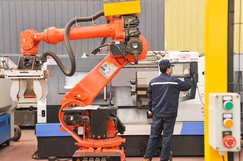 2023年河南尊龙抖圈官网质量月系列活动之四：车工角逐