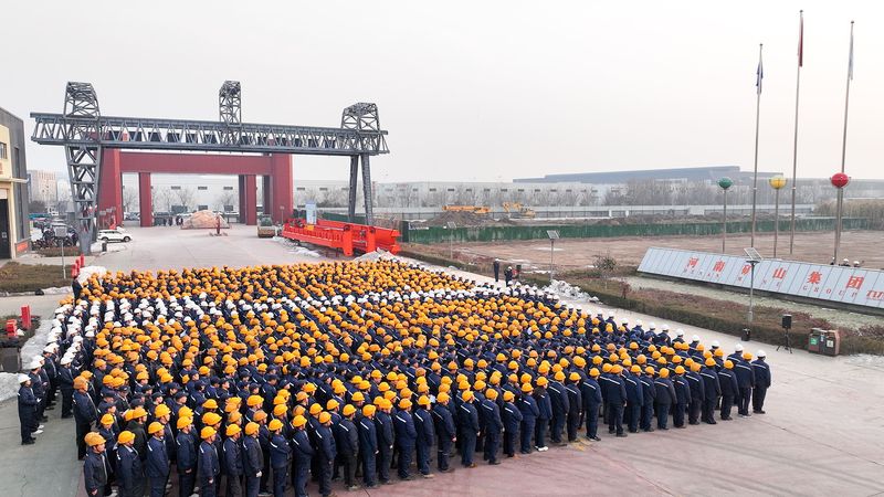 不负春景，，，，，，，向新图强｜河南尊龙抖圈官网进行升国旗典礼