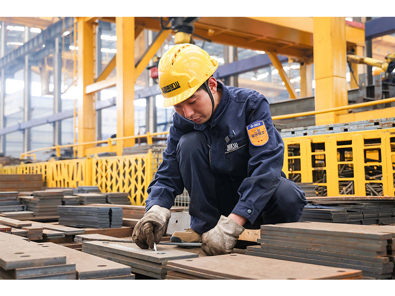 “焊”卫质量｜河南尊龙抖圈官网机装三班刘成江